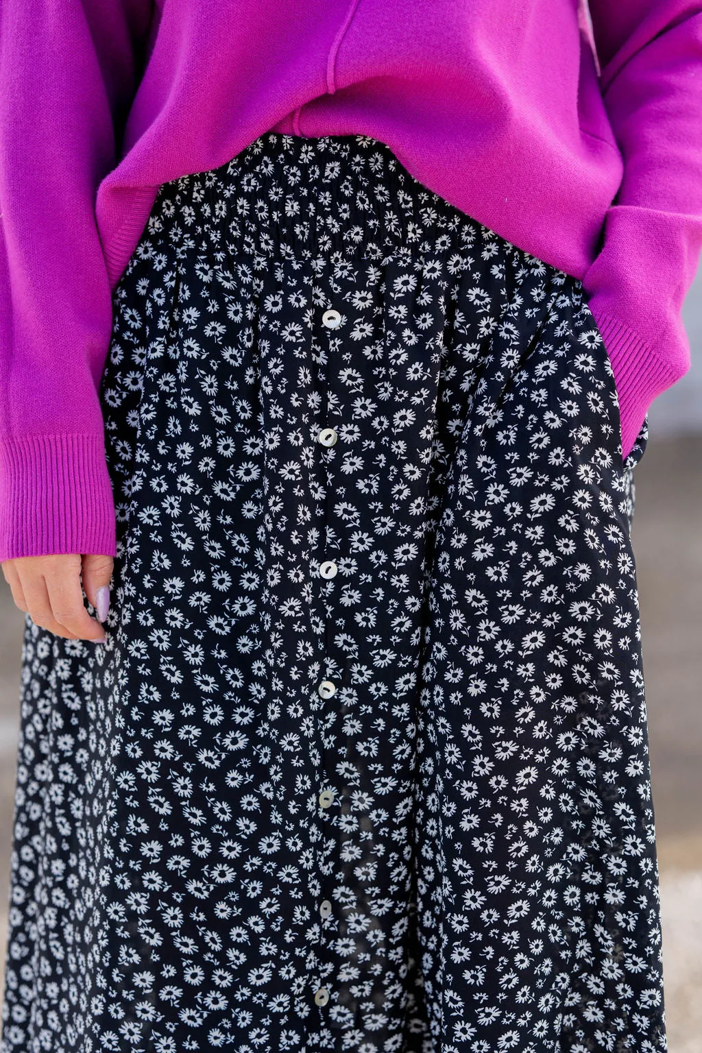 Daisies Button Accented Maxi Skirt
