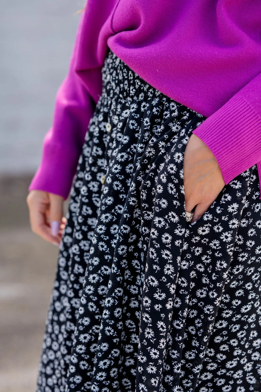 Daisies Button Accented Maxi Skirt