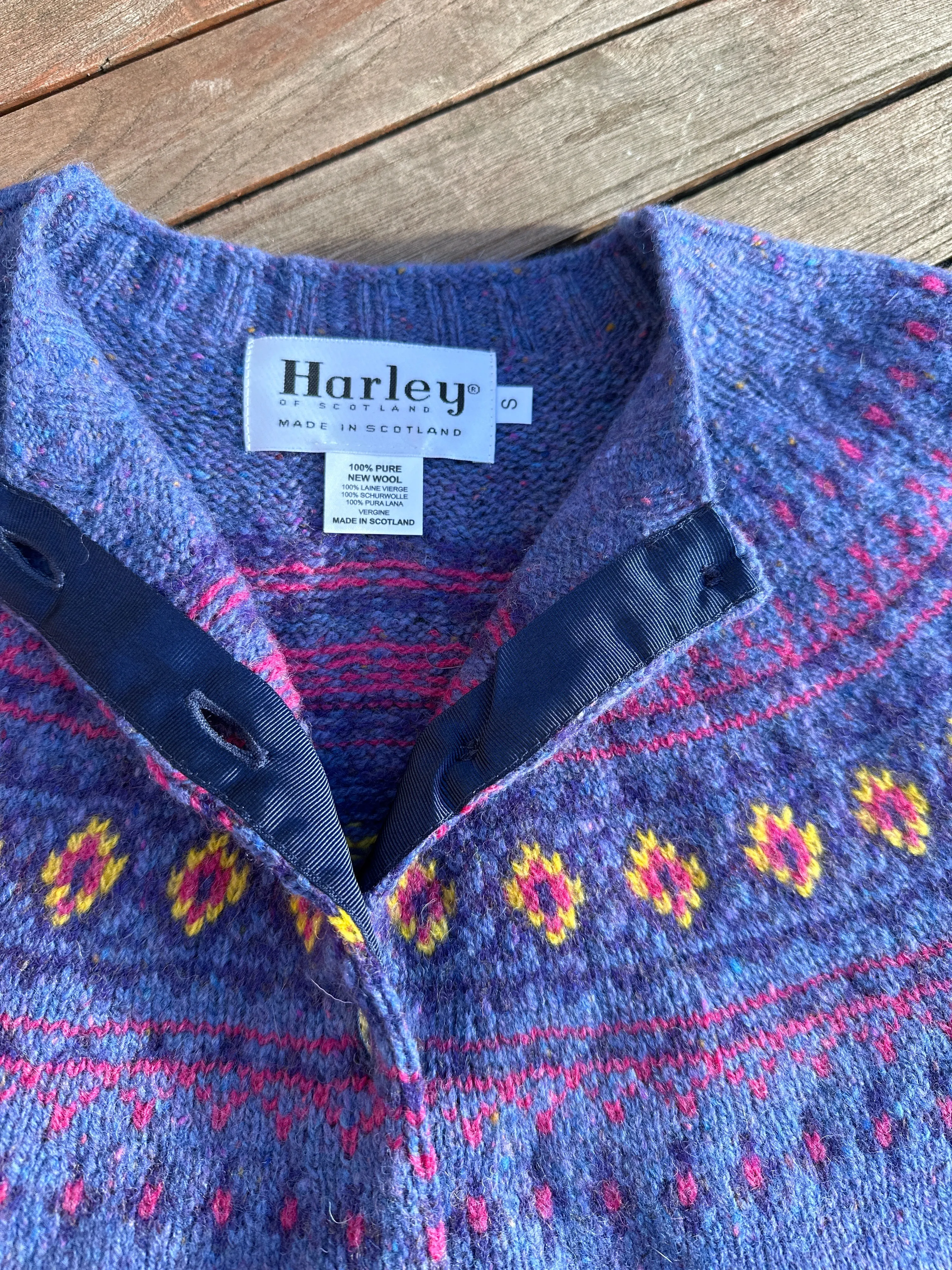 Harley Of Scotland Cardigan in Vatersay