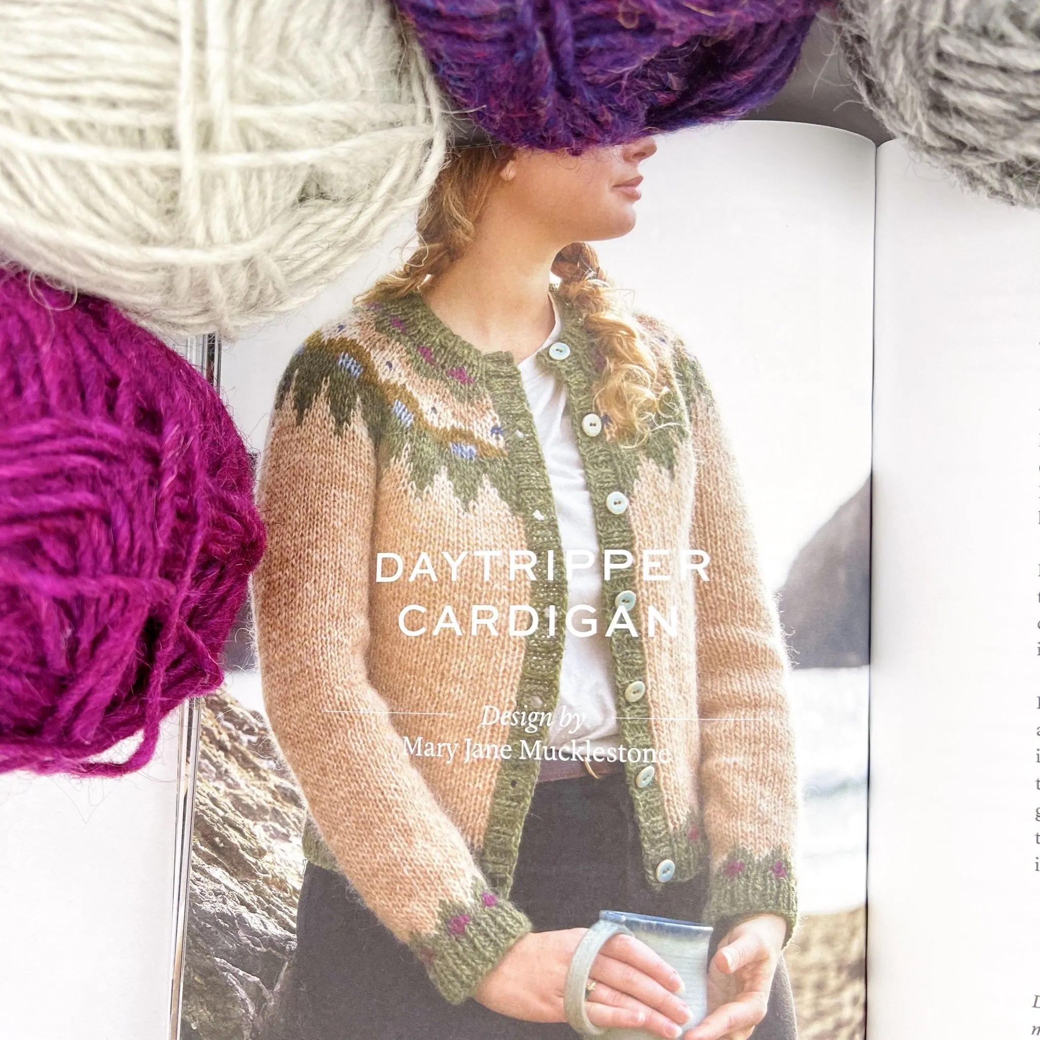 MDK Field Guide No. 17 LOPI by Modern Daily Knitting - Mary Jane Mucklestone - Five knitting designs for Lettlopi yarn